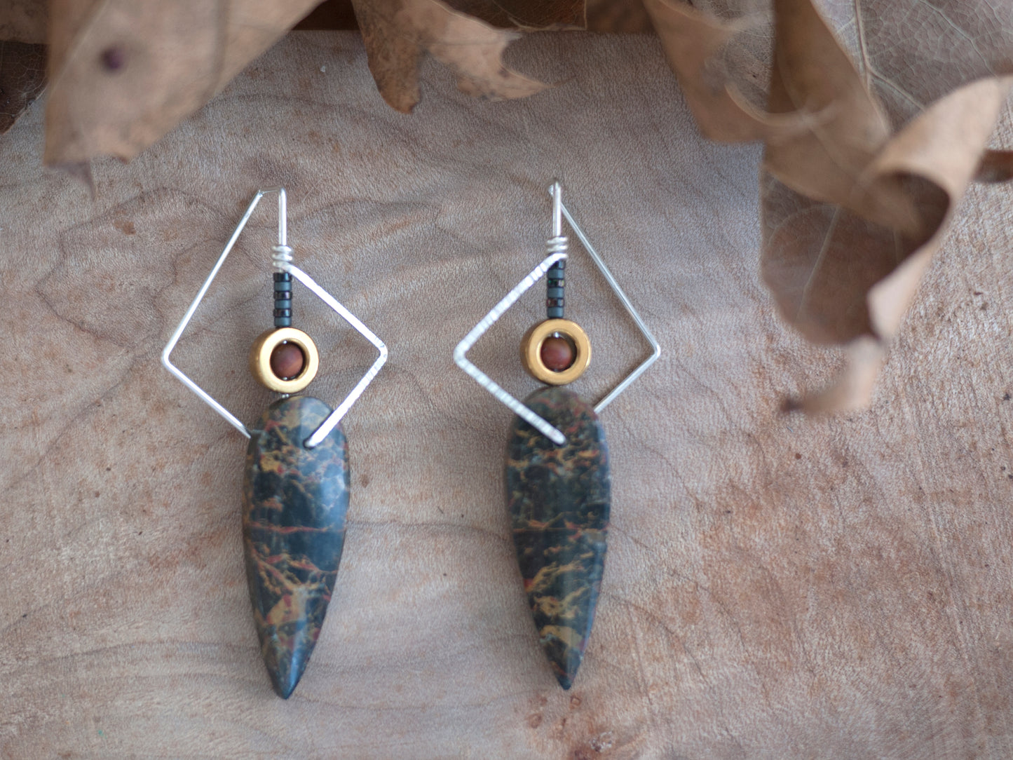 Dimond Motif Jasper Drop Earrings