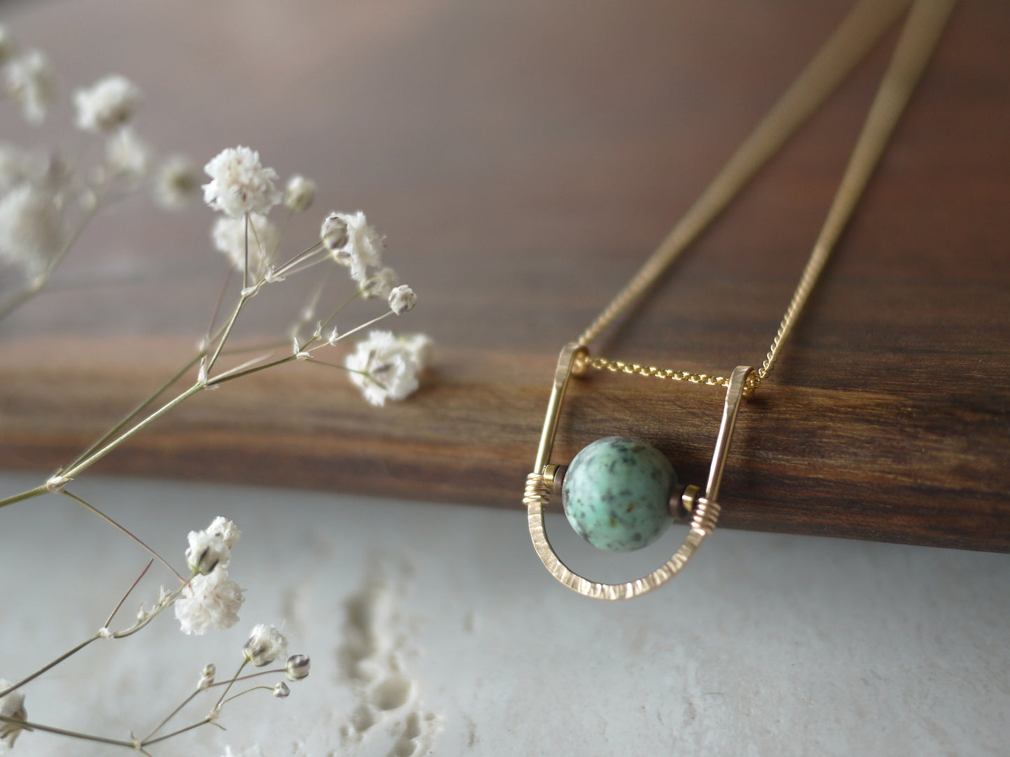 U Necklace
