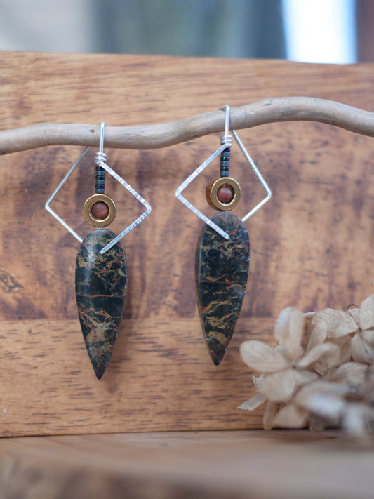 Dimond Motif Jasper Drop Earrings