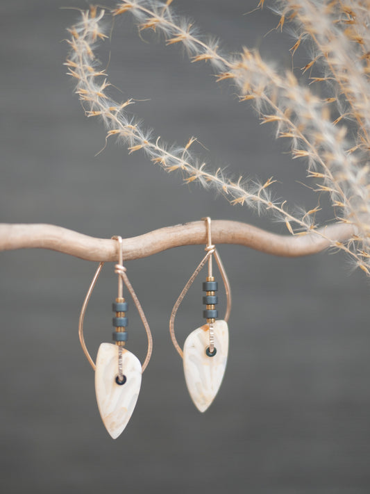 Sculptural Shell Agate Drop Earrings