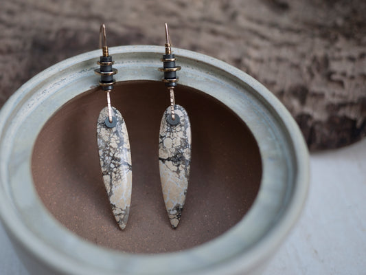 Magnesite Spear Earrings